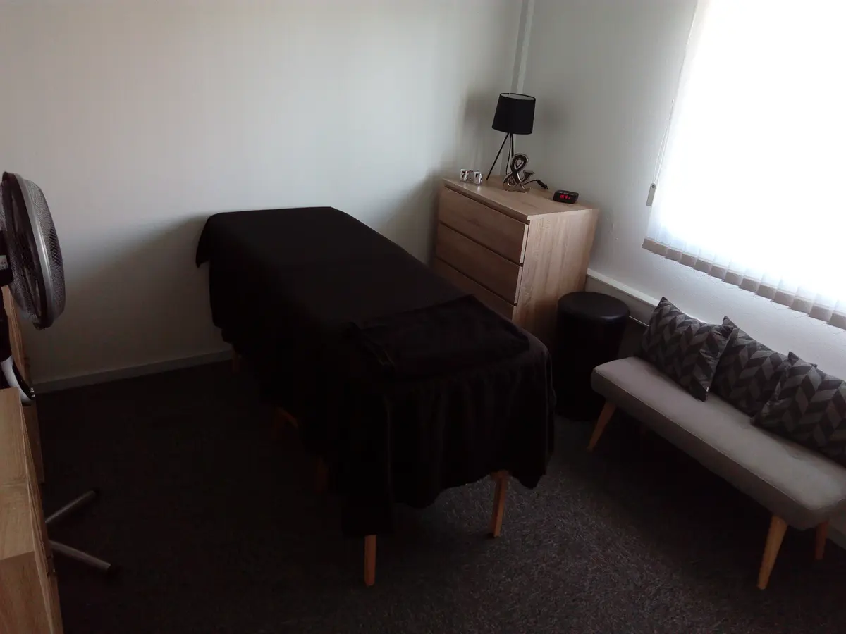 Behandlingsrummet i klinikken i Holbæk (1)